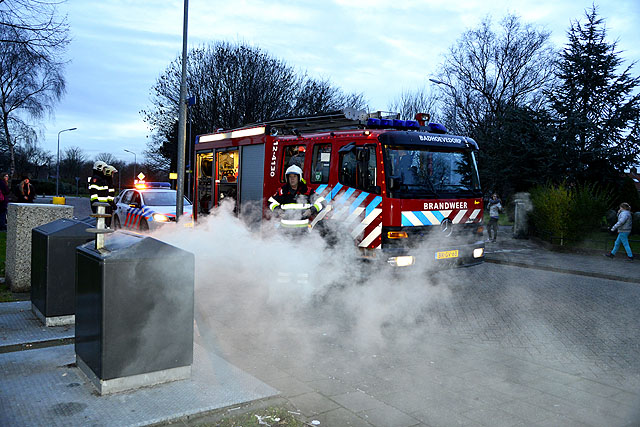 2013/317/GB 20131216 001 Containerbrand Rijstvogelstraat.jpg